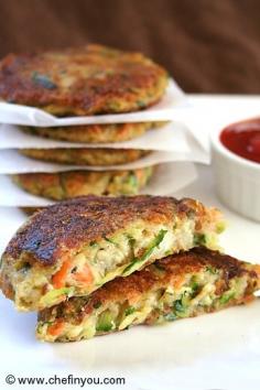 Zucchini Potato Fritters Recipe - Zucchini Cutlets, a delicious and colorful mix of vegetables (Potatoes, carrots and Zucchini) with a burst of flavor from thyme. Easy to make and a tempting snack for your fussy eaters.