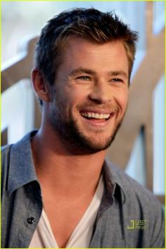 chris hemsworth