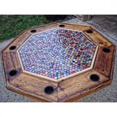 Beer Bottle Cap Poker Table. Would LOVE to make this for Caleb for Christmas. @Caitlin Burton Hart any ideas?!