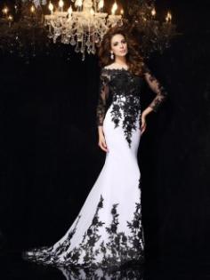 Sheath/Column Long Sleeves Scoop Chiffon Court Train Dresses with Lace