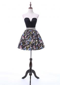 Sexy Two Piece Strapless Cutout Front Floral Patterns Black Homecoming Dress