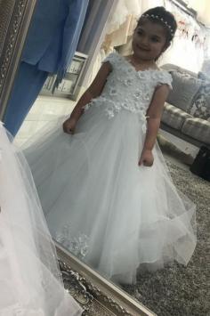 Hochzeitskleider fÃ¼r Kinder in WeiÃ | BlumenmÃ¤dchen Kleid GÃ¼nstig