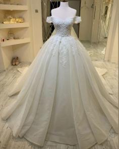 Elegante Brautkleider mit Spitze | Hochzeitskleid A Linie Online