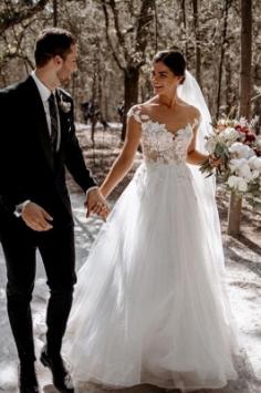 Schlichtes Hochzeitskleid A Linie | Brautkleider Mit Spitze