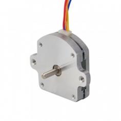 Pancake stepper motor is a special motor that controls the motor step by electric pulse. Its structure is similar to that of DC motor, mainly composed of stator, rotor, end cover, rotor shaft, front and rear plates and stator coil. Pancake stepper motor can convert electric pulse signal into corresponding angular displacement or linear displacement. For each input pulse signal, the rotor rotates an angle or moves forward. The output angular displacement or linear displacement is proportional to the input pulse number, and the speed is proportional to the pulse frequency.
