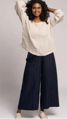 At Muse only the highest quality of sustainably sourced linen is used. All aspects of garment design and manufacturing take place in Brisbane Australia. It is a point of pride for us that garments pass through only two sets of hands before arriving to you. Where effortless and understated style intersects with the natural beauty of linen and accomplished craftsmanship, there is Muse.