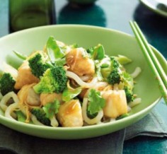 Honey-soy fish and noodle stir-fry | Australian Healthy Food Guide