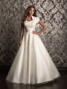 	Allure Bridals: Style: M491
