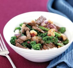 Beef, chilli jam and cashew stir-fry | Australian Healthy Food Guide