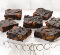 Chocolate apricot slice | Australian Healthy Food Guide