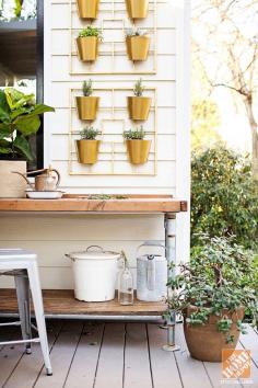 Patio Decor Ideas: A small vertical garden (home depot planters spraypainted)