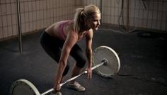 Why You Should Love Deadlifts (and How to Do Them Correctly)