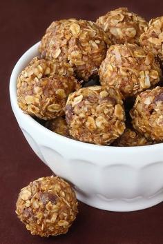 So healthy!! No-Bake Energy Bites 1 cup (dry) oatmeal 1/2 cup chocolate chips 1/2 cup peanut butter 1/2 cup ground flaxseed 1/3 cup honey 1 tsp. vanilla