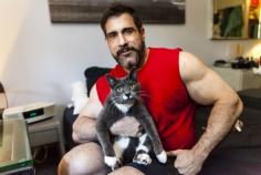 ASPCA Happy Tails: King the Cat get the Royal Treatment. He was adopted by Chris Scordo in NYC, and will be well cared for forevermore! Yay!