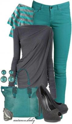 just love the the colors (Gray and turquoise beautiful combination)