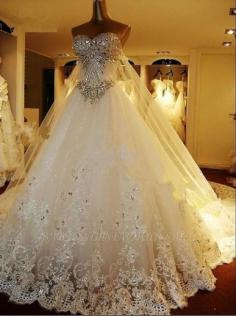 Exklusive Brautmode Mit Spitze Und Tull , Hochzeitskleid Mit Schleppe Vintage Hochzeitskleid Kaufen | Babyonlinewholesale