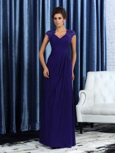 Meerjungfrau Stil Ärmelloses Chiffon Empire Taille Sittsames Brautmutterkleid