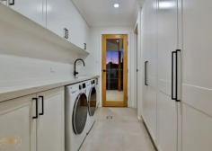 Our renovation experts offer a complete package to bring your vision to life. We have qualified electricians, builders, and plumbers. We can handle your renovation project's electrical and plumbing sides, saving you the hustle of hiring different tradespeople to manage your home renovation. We use the highest quality materials and unmatched workmanship to create a space you will love for years.