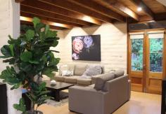 Spacious, stylish, very up-market & modern, Rawson's Kingscote boasts 6 bedrooms + 3 bathrooms, Billiards Room inside, backyard Games Room, massive dining, living and kitchen spaces. Suitable for 2-3 families or a big group of friends, up to 16 in total.  Town and sea views from the balcony, on the north side of Kingscote. The photos just don't do this property justice, we still can't believe how big it is!