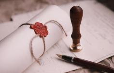 Di Rosa Lawyers are the wills and estate lawyers Adelaide you can trust to make sure all your goods and assets are accounted for. A will is a formal document that determines what will happen to your assets when you die. While it’s not often at the forefront of our minds, devising a will is something every individual must do. However, it’s no secret that many wouldn’t know where to start. Di Rosa Lawyers work closely with individuals to help them tailor their will to suit changing life circumstances. There are multiple factors that need to be taken into consideration when writing your will.